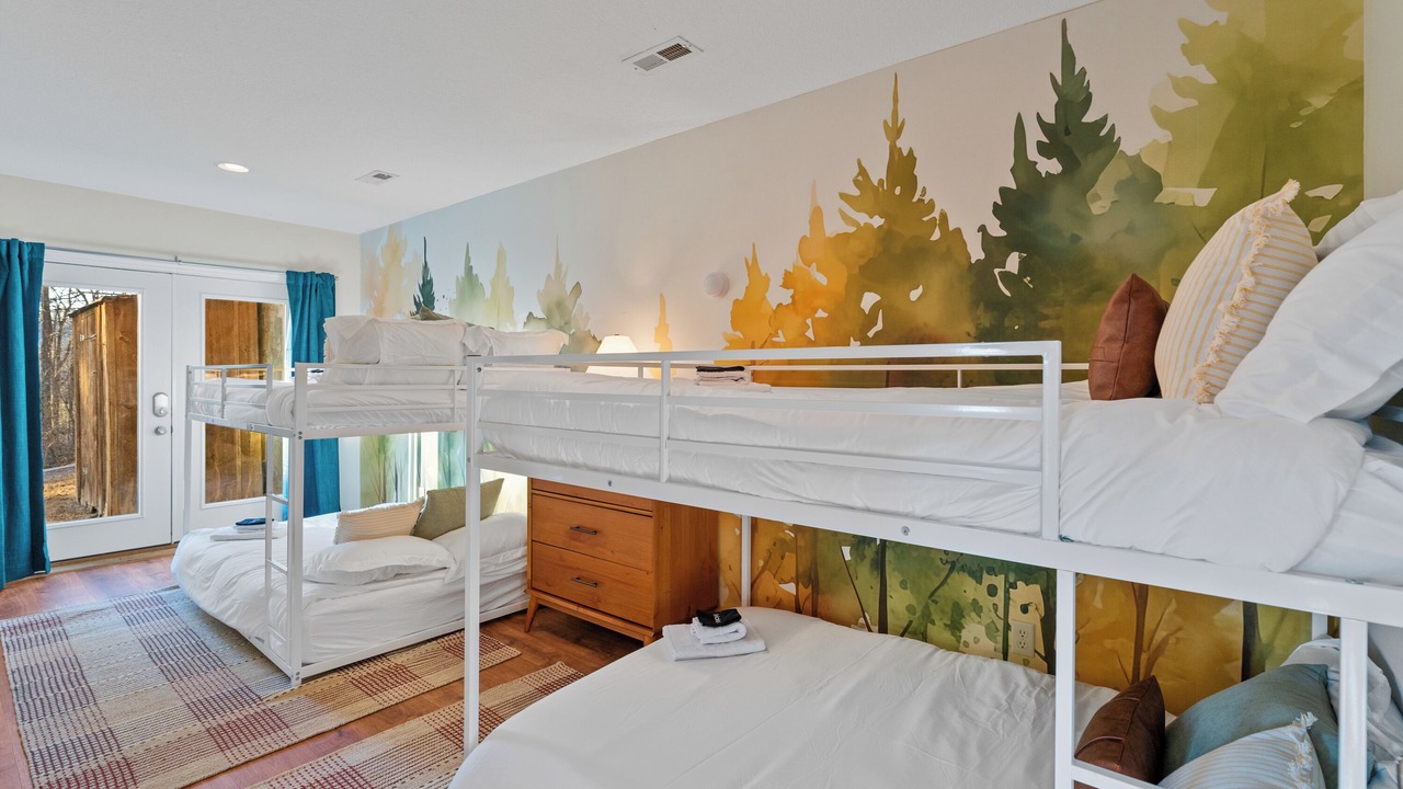 Photo of Bedroom in Skyland