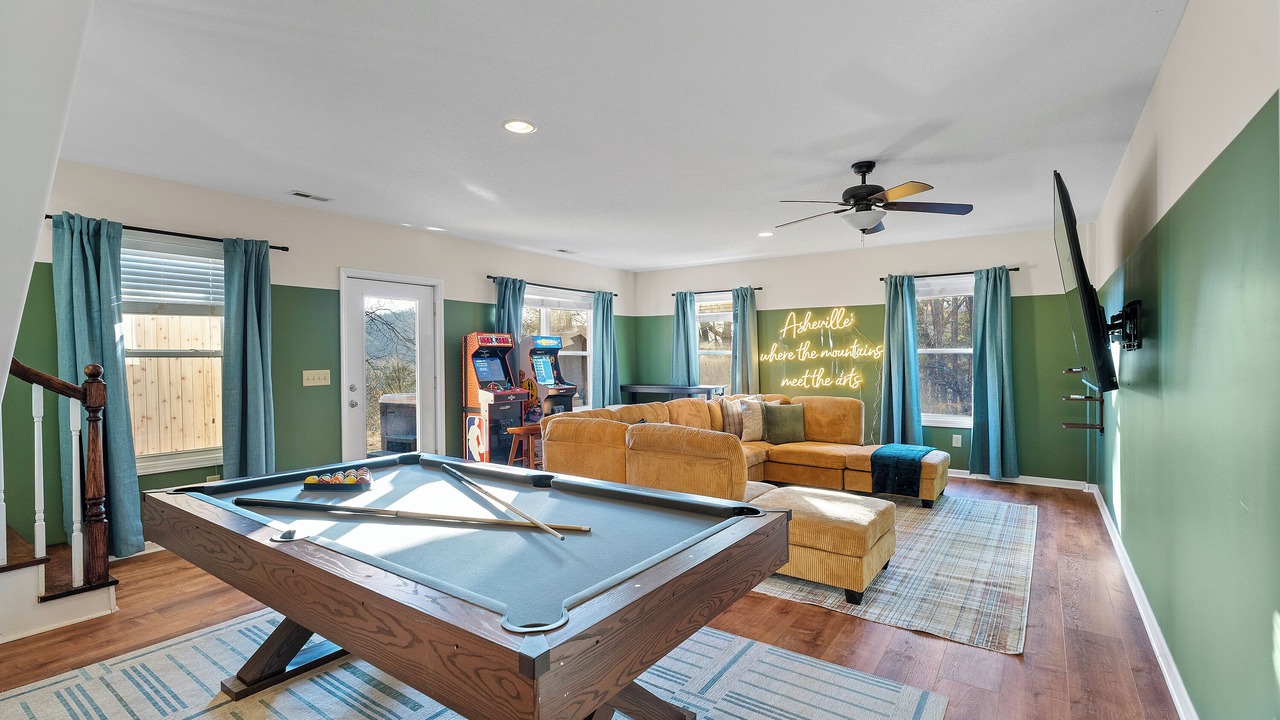 Photo of Bedroom in Skyland