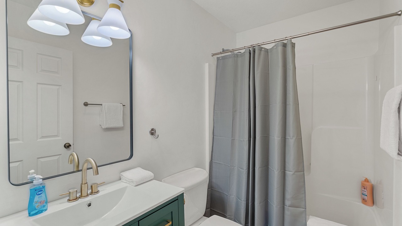 Photo of Bathroom in Skyland