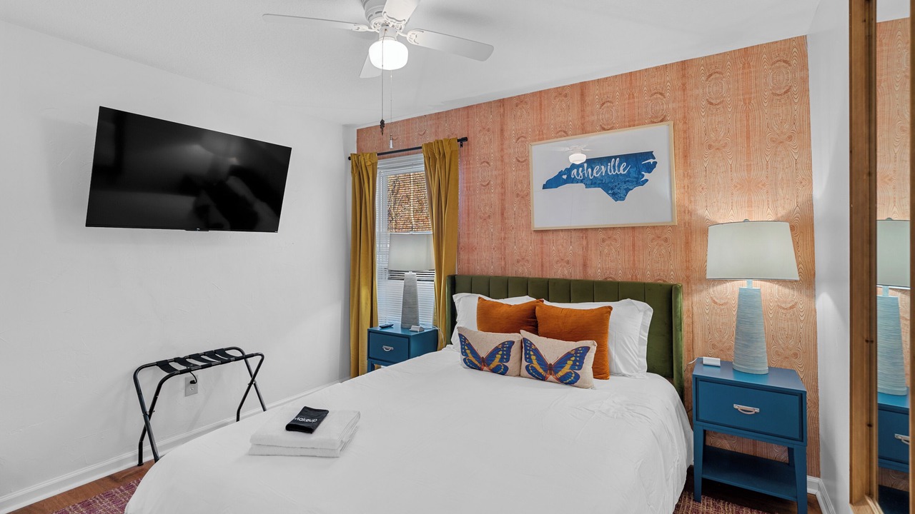 Photo of Bedroom in Skyland