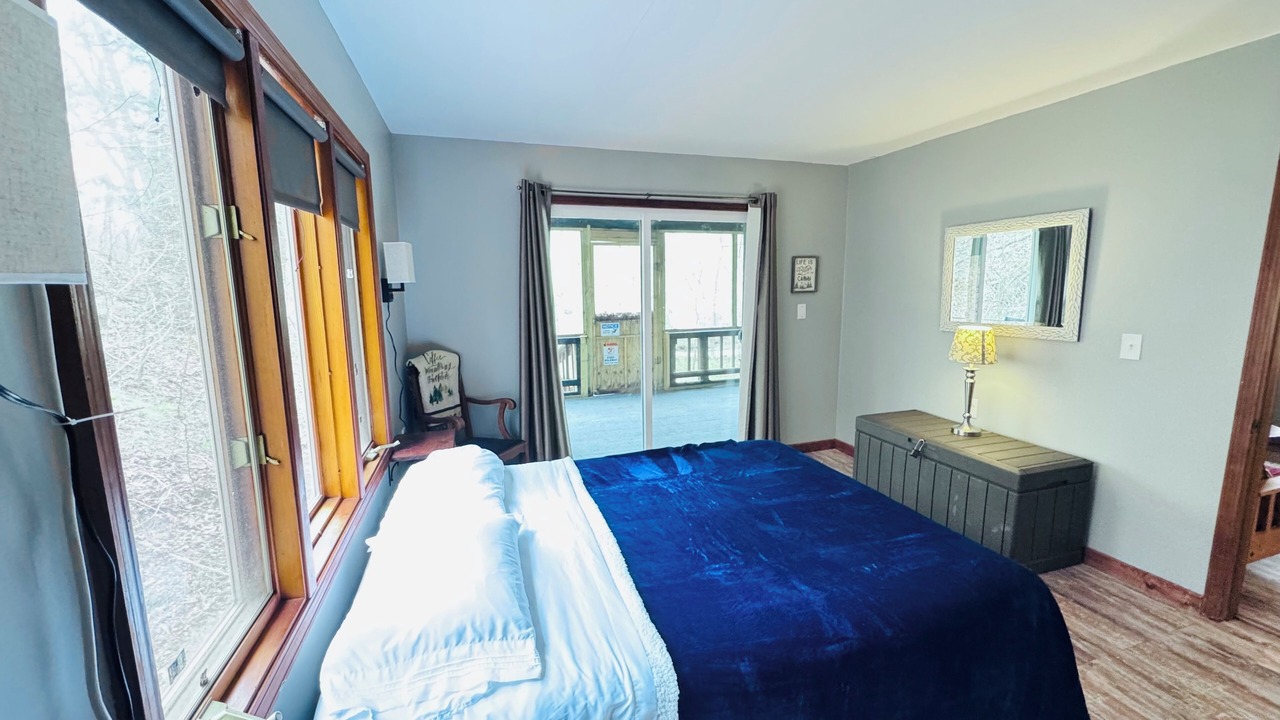Photo of Bedroom in Edwards