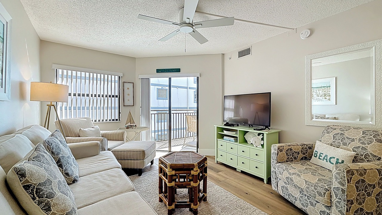 Photo of Livingroom in Belle Vista