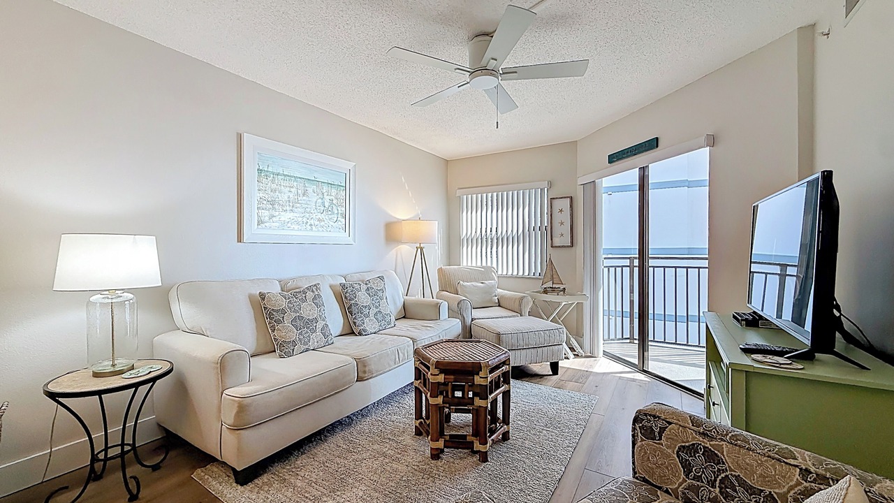 Photo of Livingroom in Belle Vista