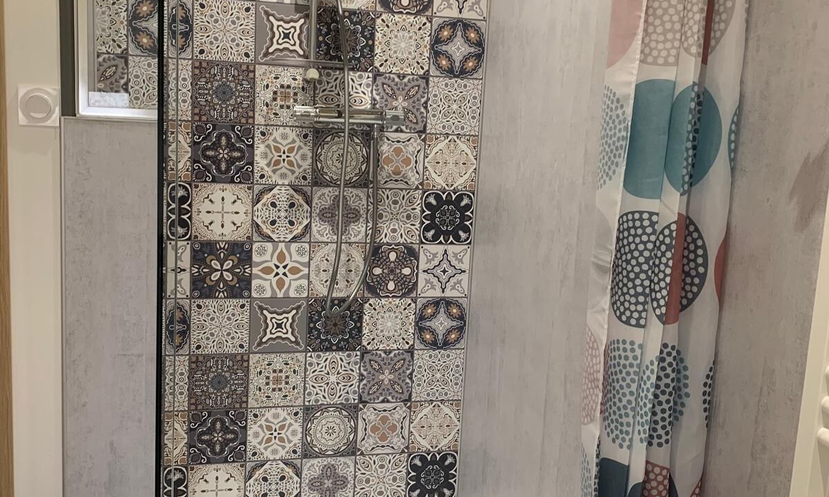 Photo of Bathroom in Cuvier