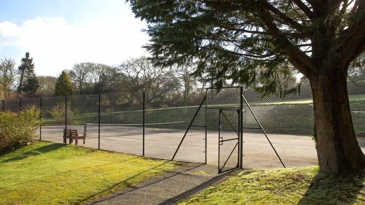 Photo of Others in Carnon Downs