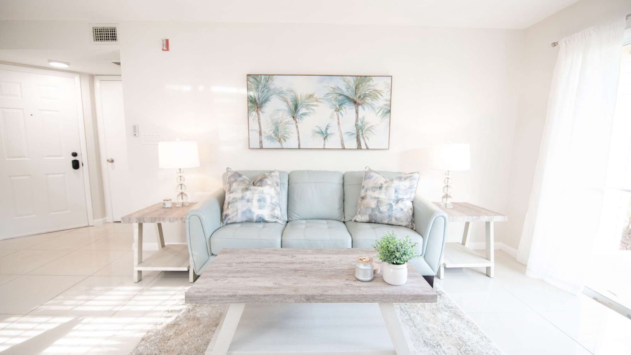 Photo of Livingroom in Ocean Side Village