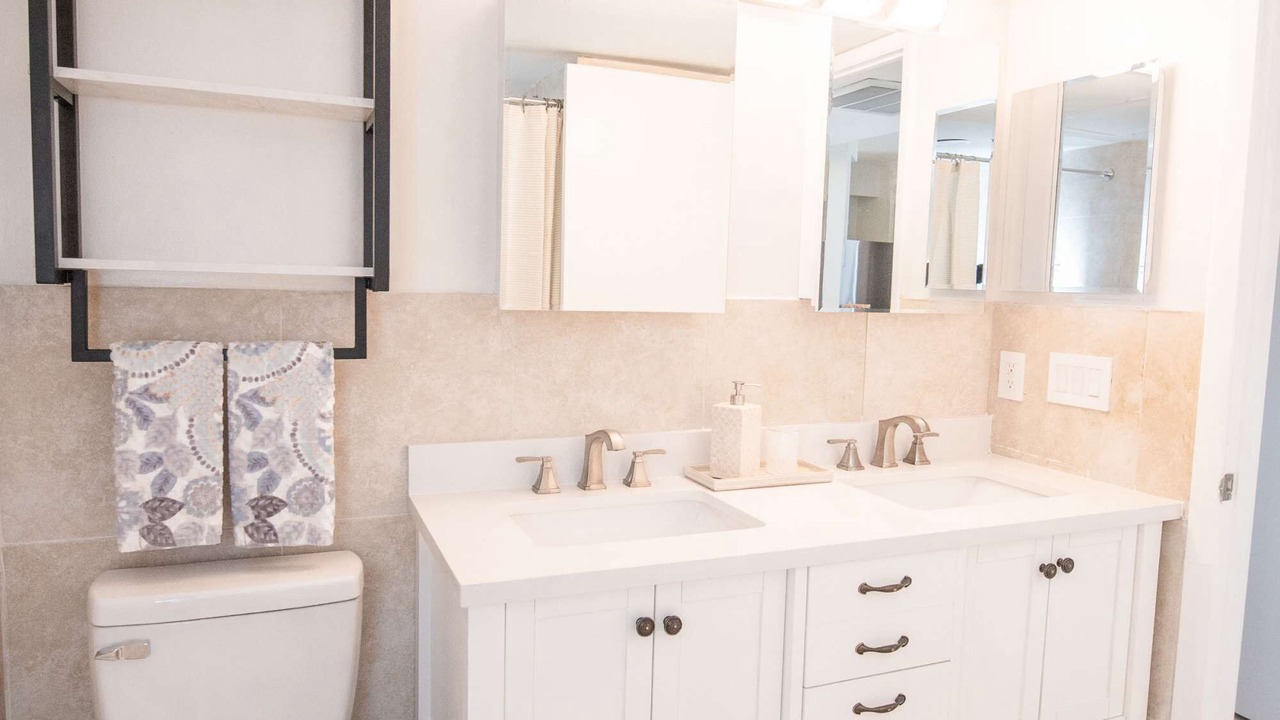 Photo of Bathroom in Ocean Side Village
