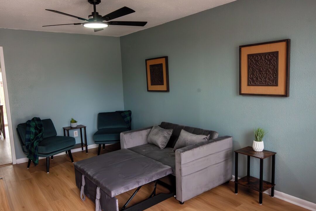 Photo of Livingroom in Pecan Tree - McCullough