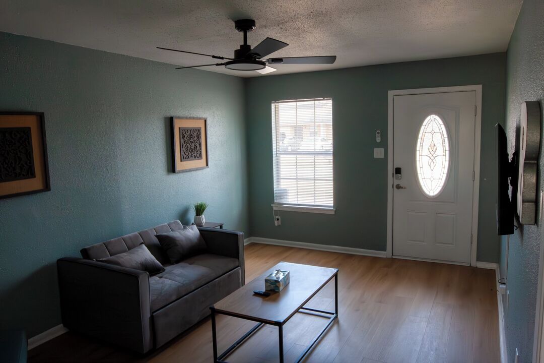 Photo of Livingroom in Pecan Tree - McCullough