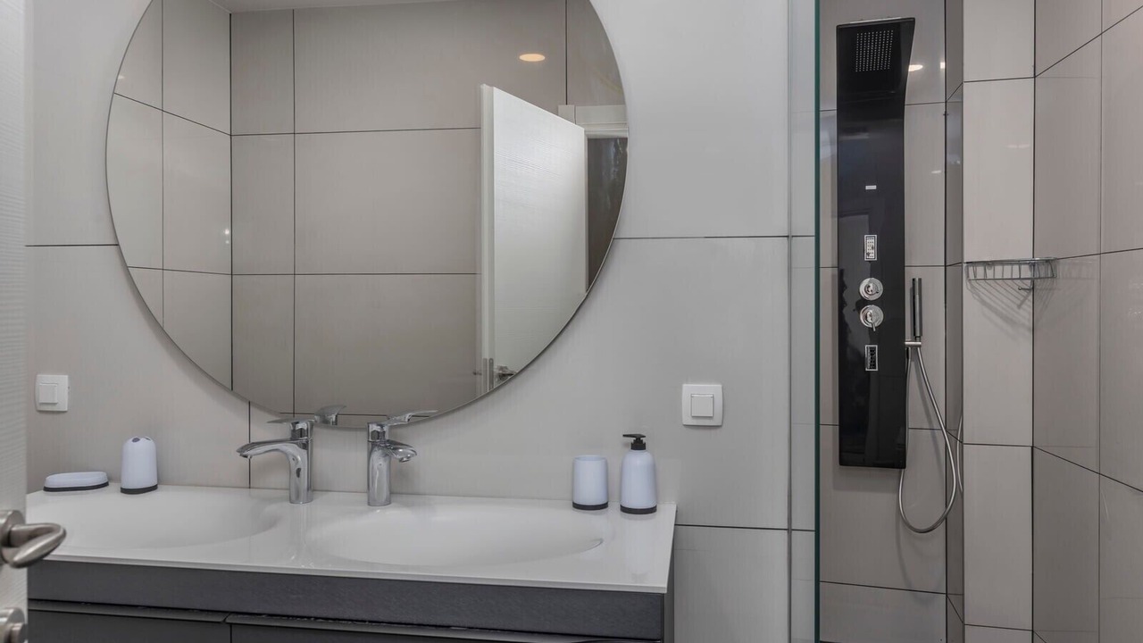 Photo of Bathroom in Obrs