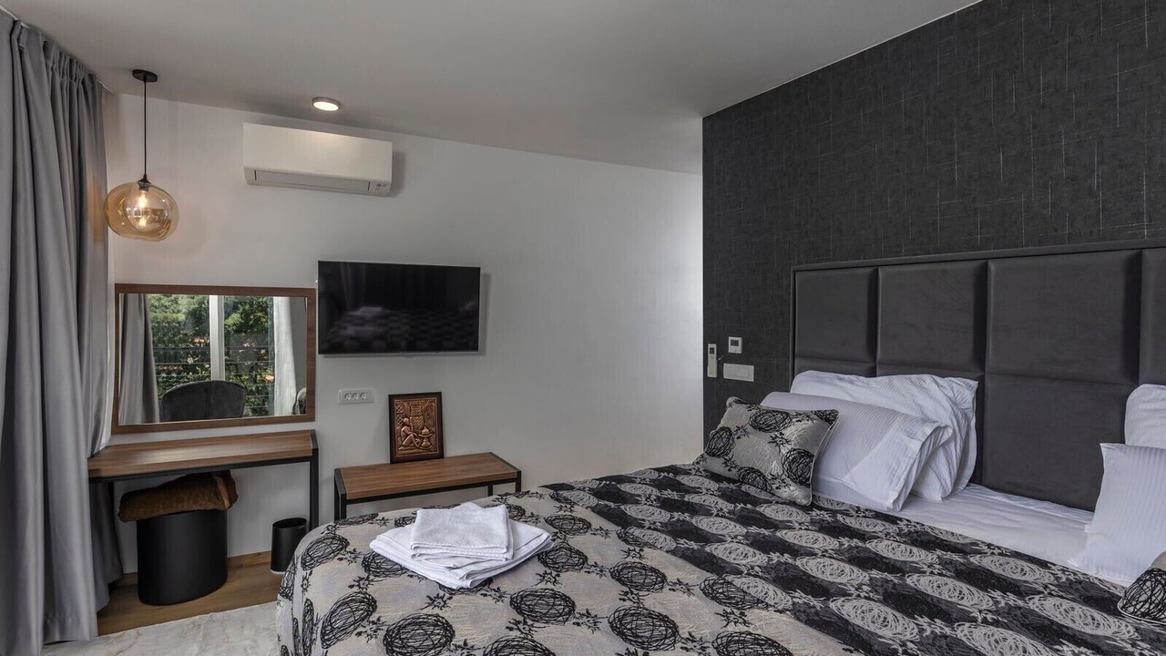 Photo of Bedroom in Obrs