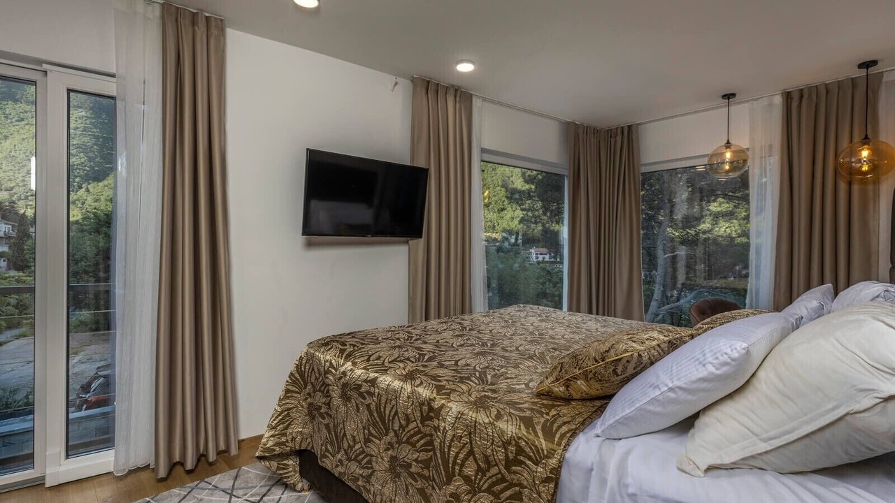 Photo of Bedroom in Obrs