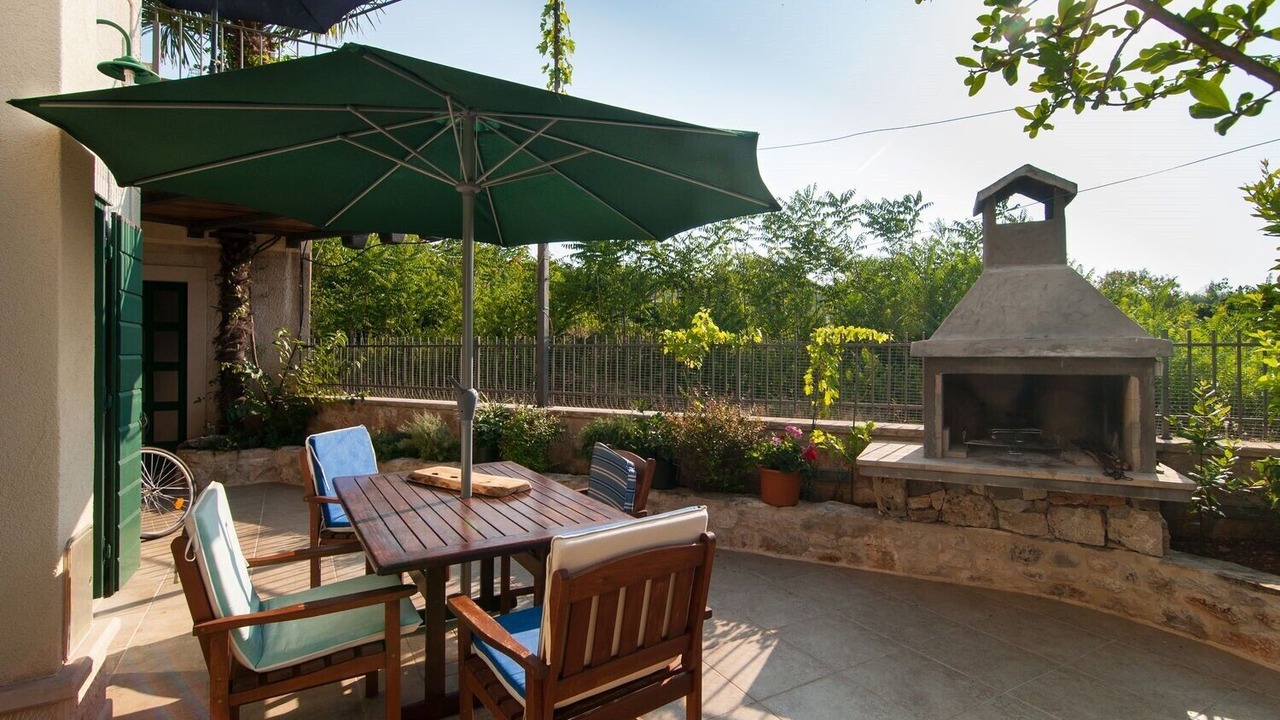 Photo of Outdoor in Mirce