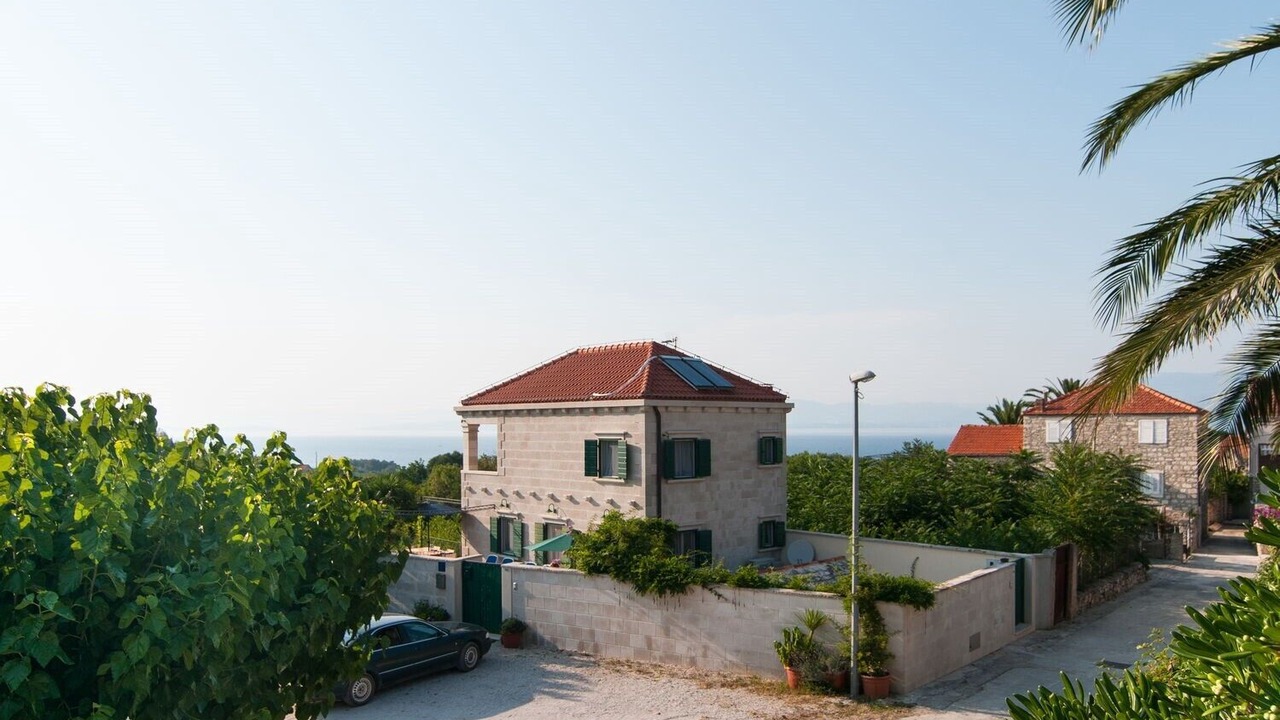 Photo of Outdoor in Mirce