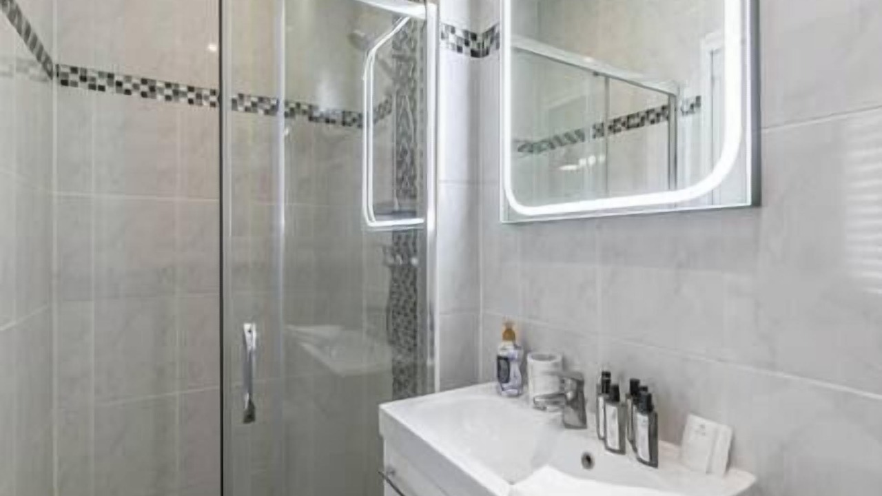 Photo of Others in 12th Arrondissement