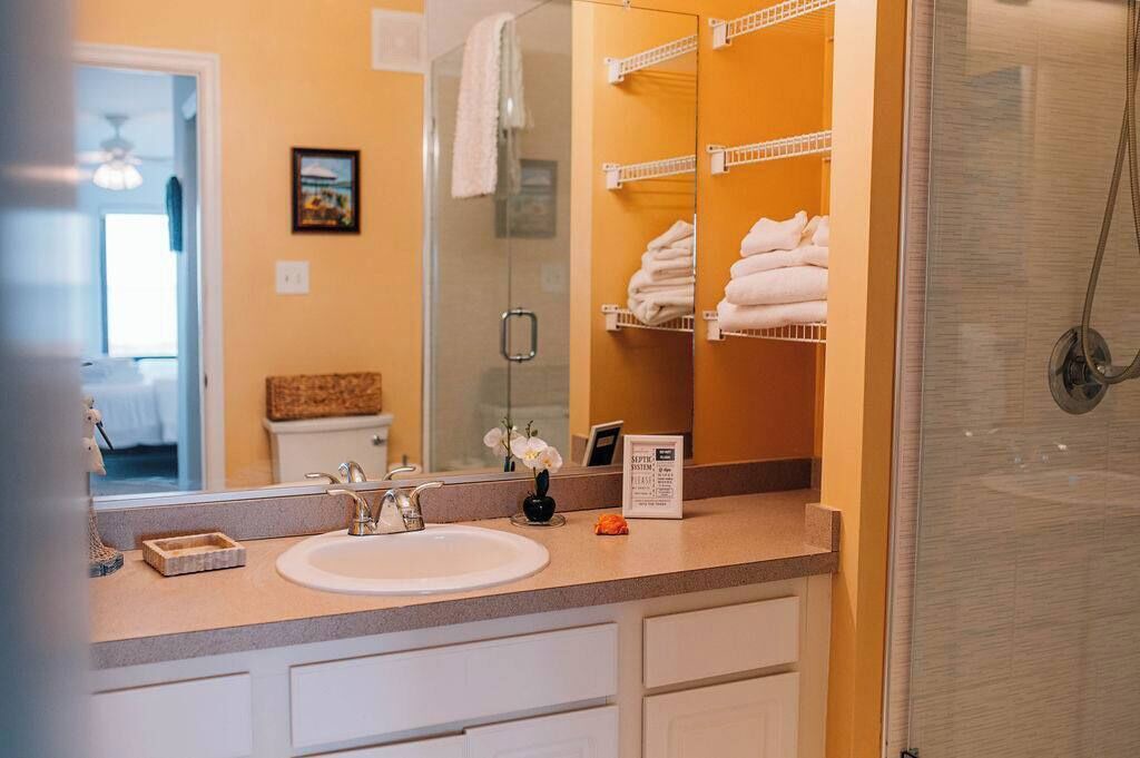 Photo of Bathroom in Windmill Point