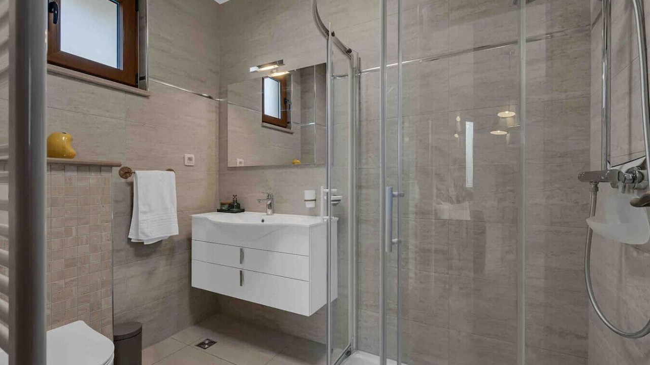 Photo of Bathroom in Promajna
