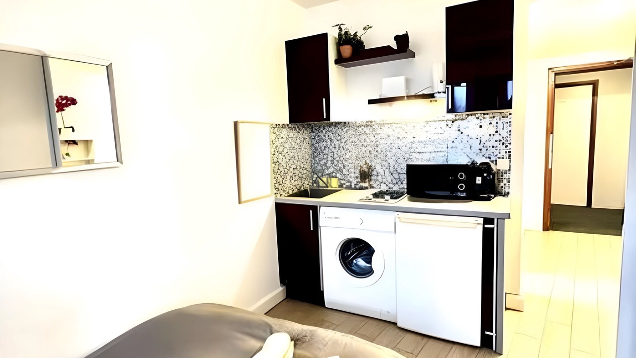Photo of Bedroom in Grenelle