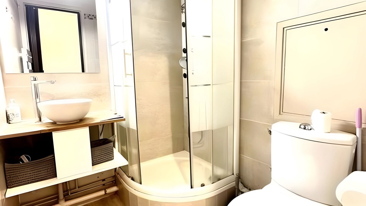 Photo of Bathroom in Quartier de Javel