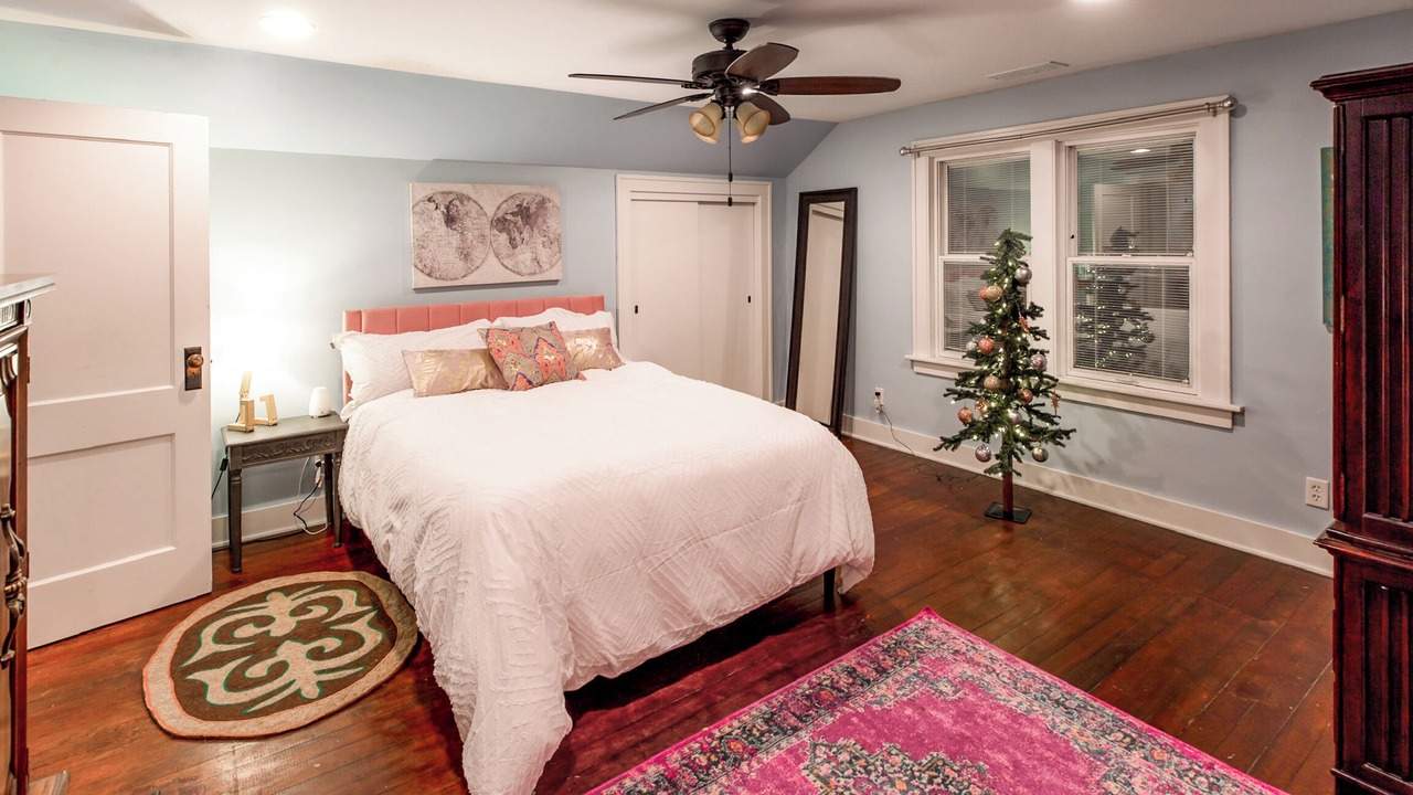Photo of Bedroom in Pella