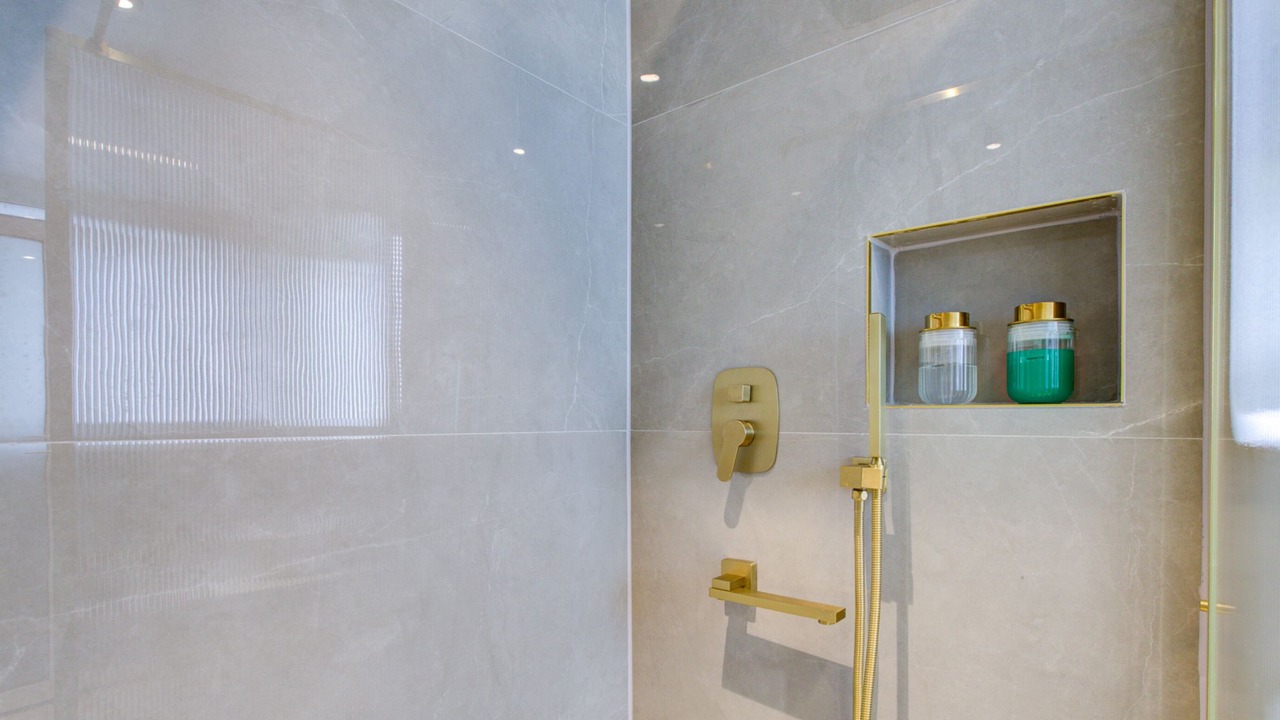 Photo of Bathroom in Croham