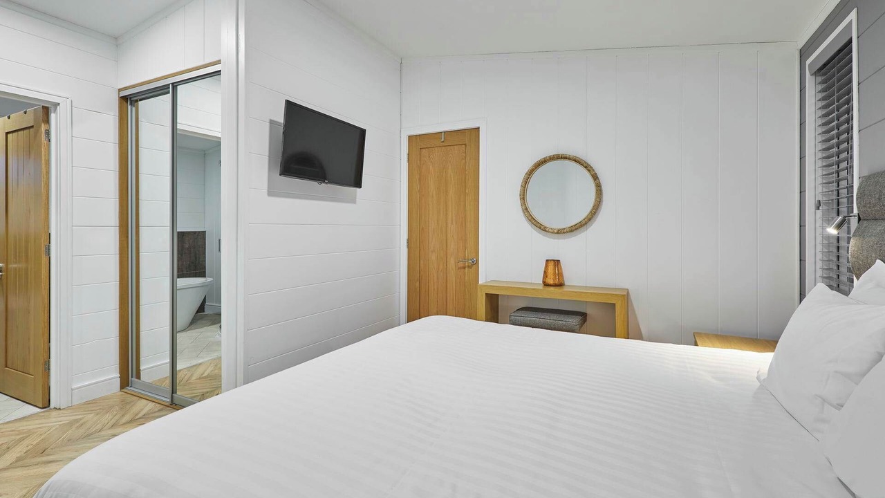 Photo of Others in Low Gate