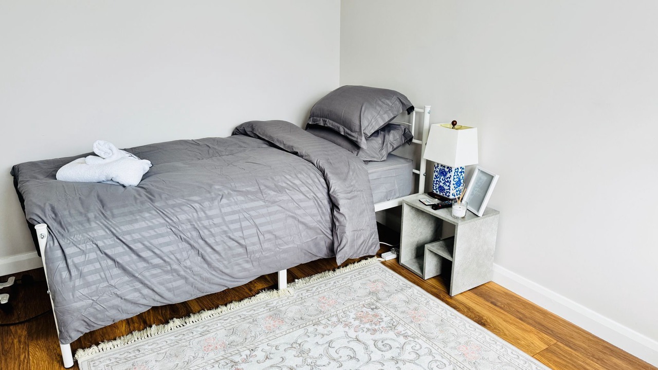 Photo of Bedroom in Knaphill