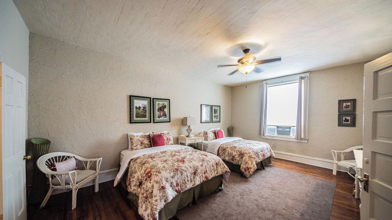 Photo of Bedroom in Lowertown Arts District