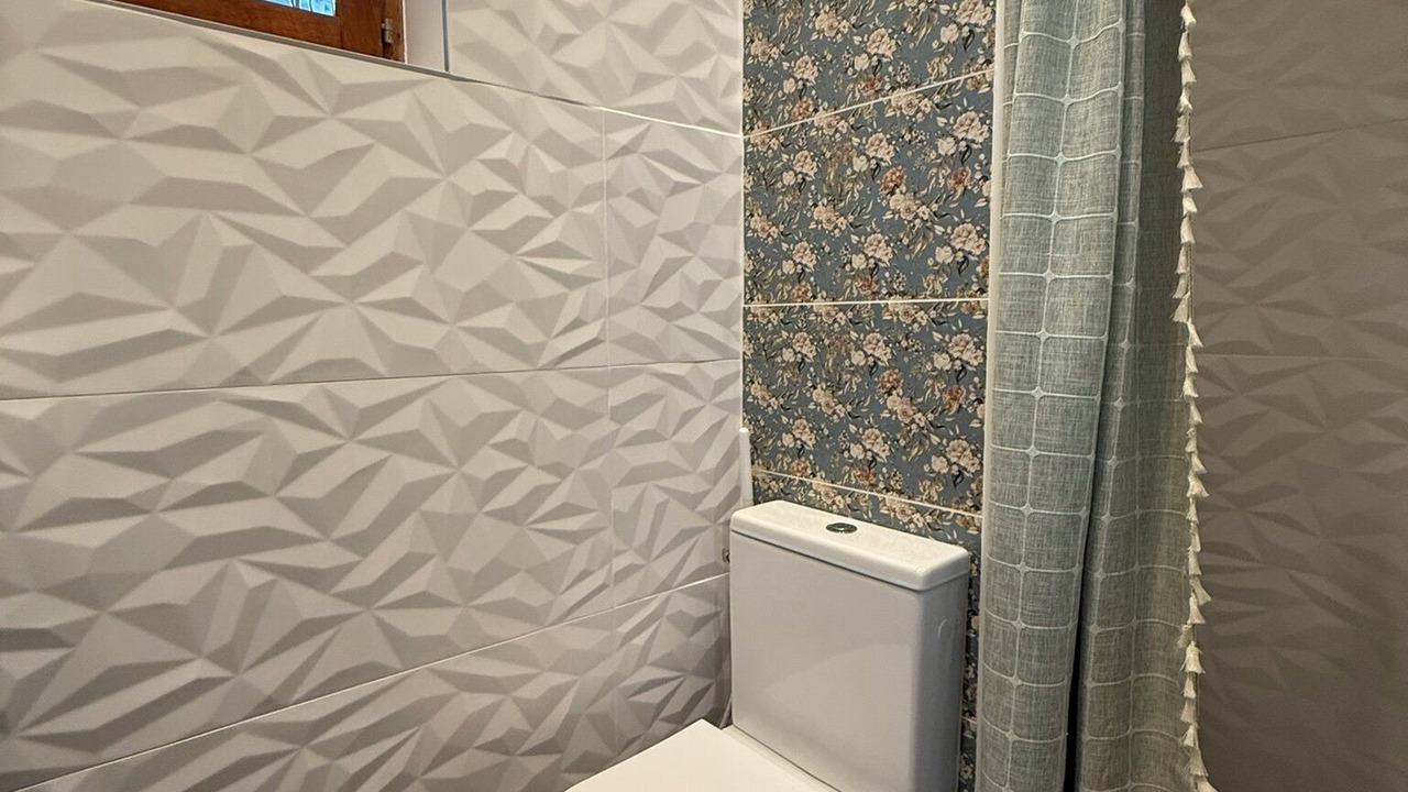 Photo of Bathroom in Chanaz