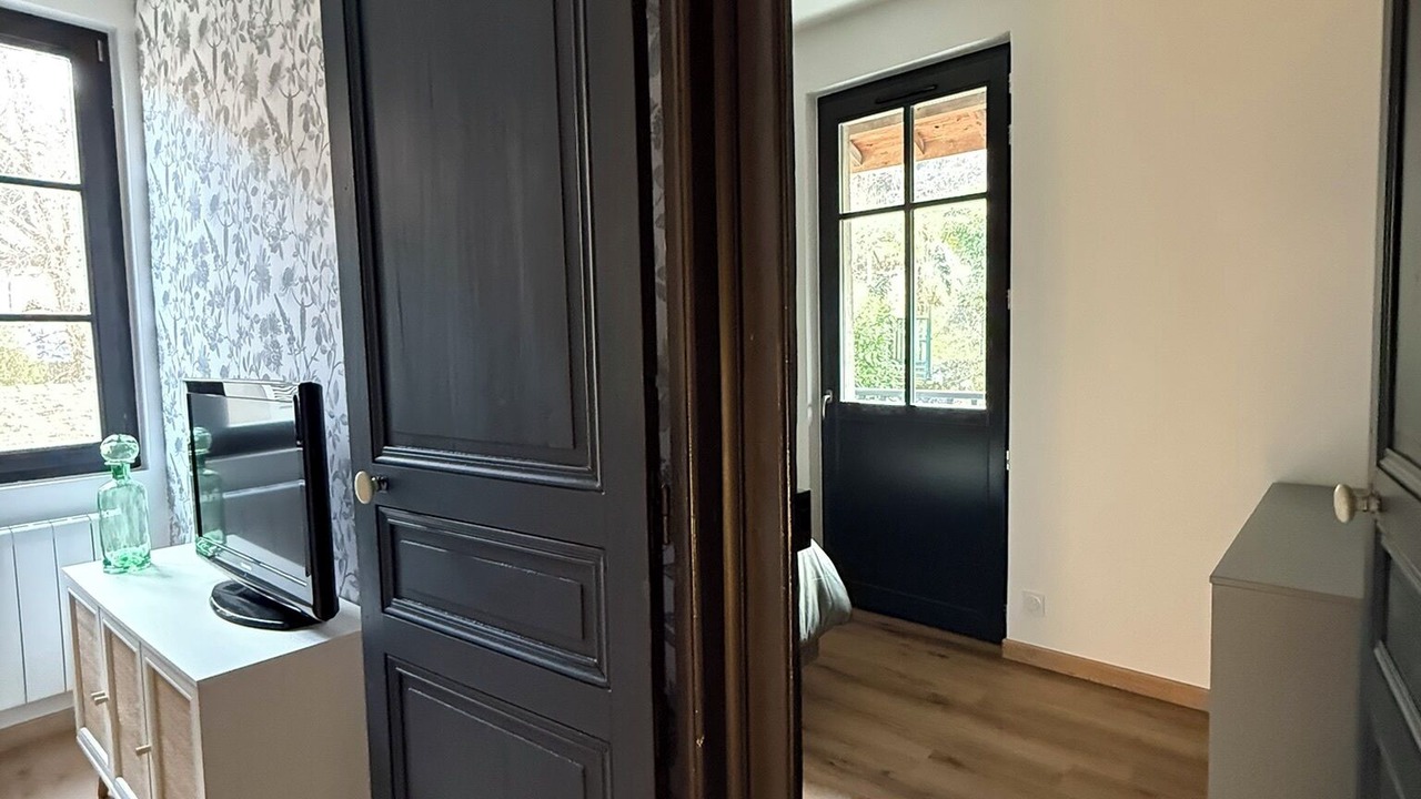 Photo of Others in Chanaz