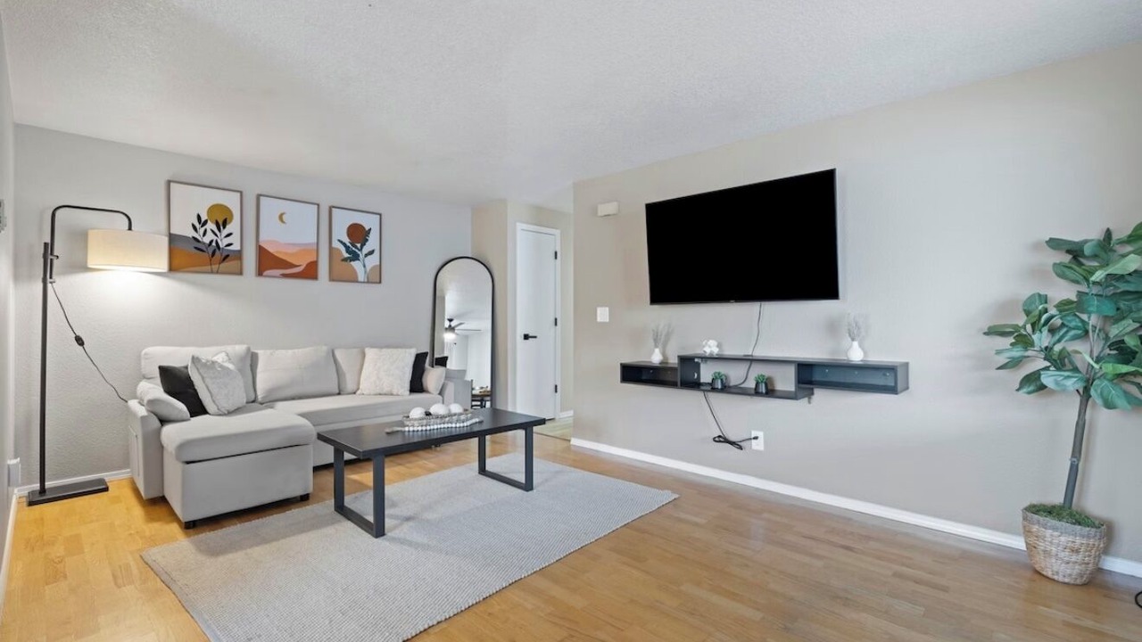 Photo of Livingroom in South Richland