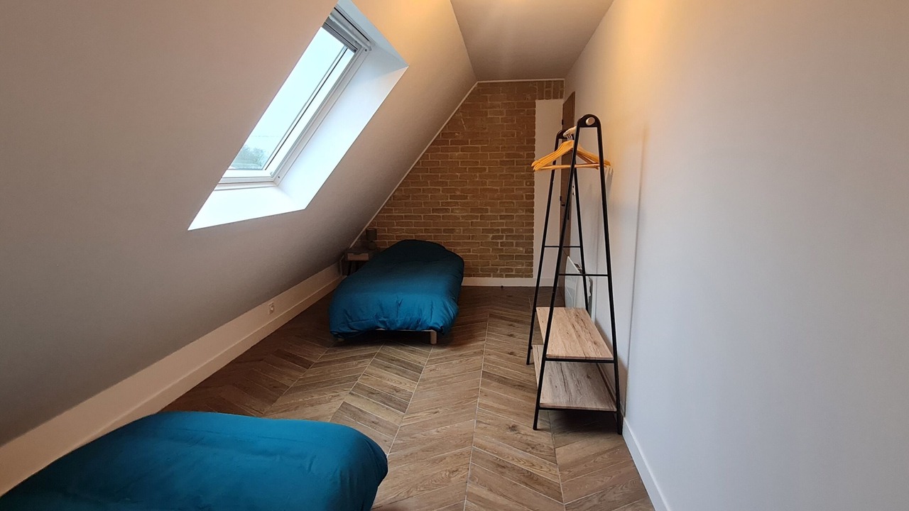 Photo of Others in Preures