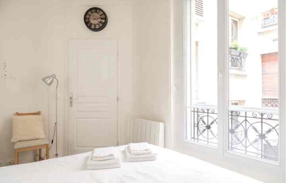 Photo of Bedroom in Saint-Fargeau