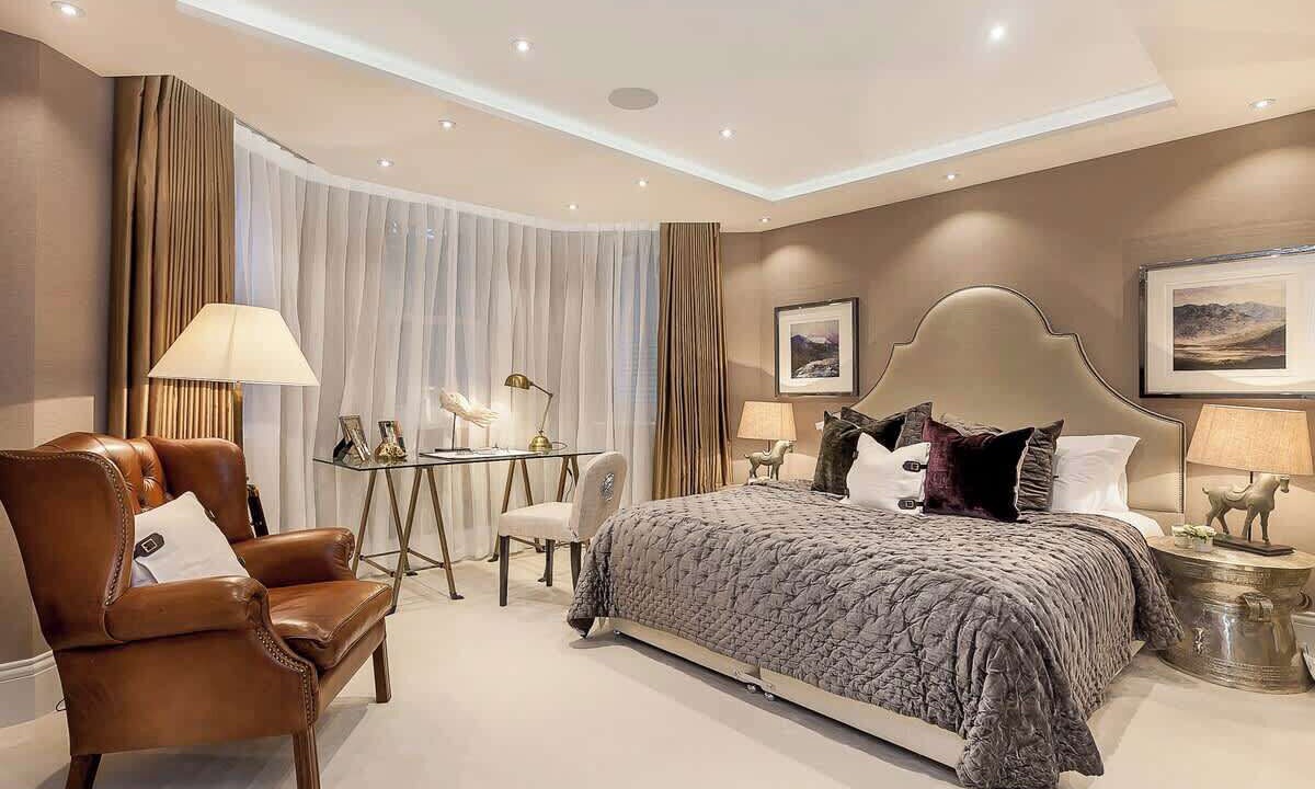 Photo of Bedroom in Holland Park