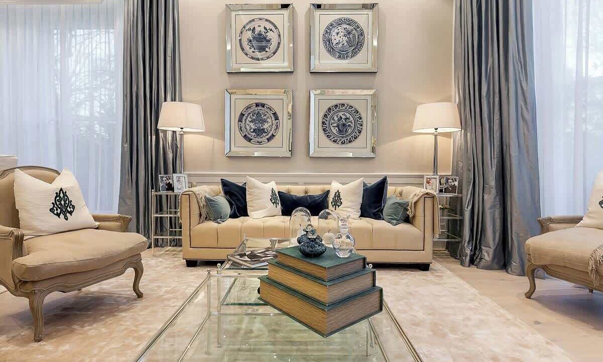 Photo of Livingroom in Holland Park