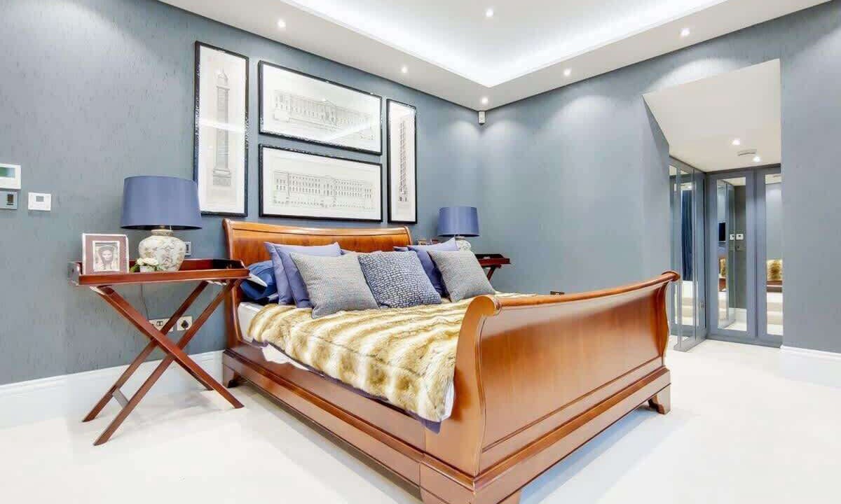 Photo of Bedroom in Holland Park