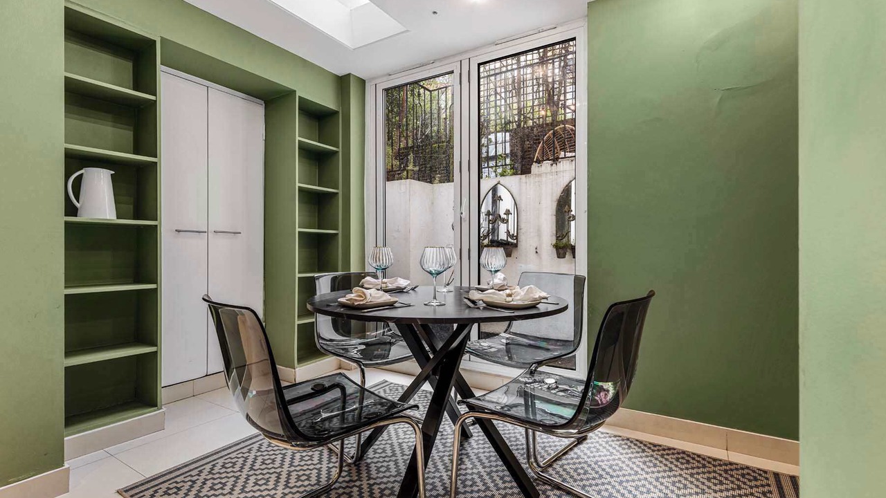 Photo of Others in Holland Park