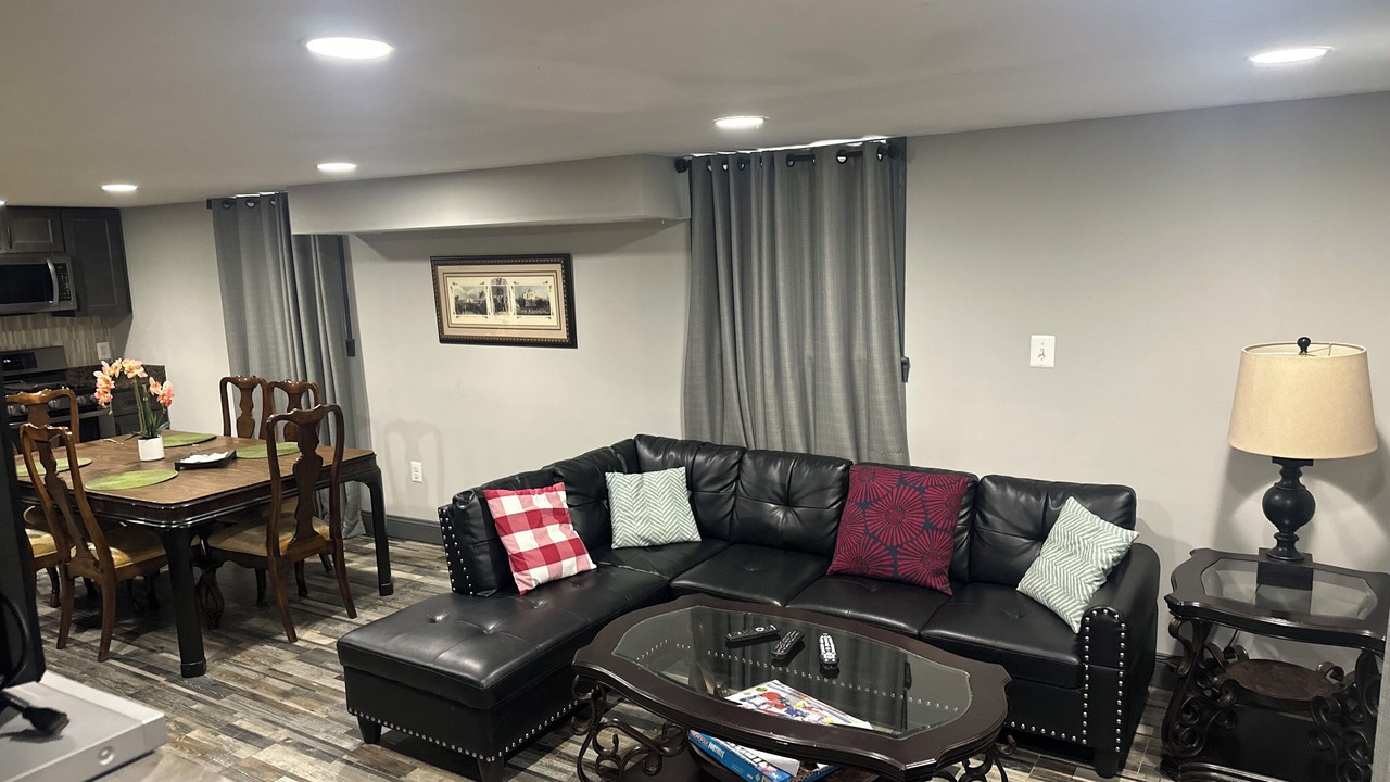 Photo of Livingroom in Bethesda