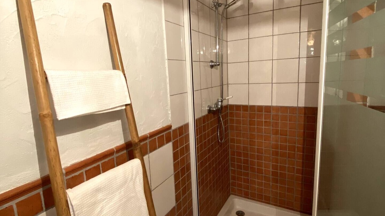 Photo of Bathroom in Villerest