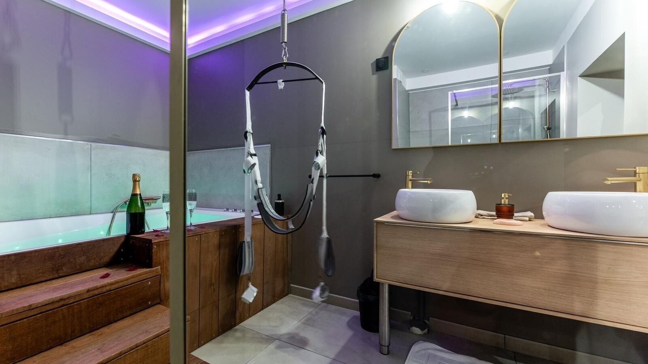 Photo of Bathroom in Montauban