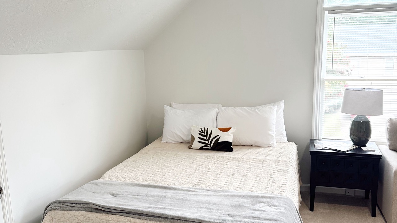 Photo of Bedroom in Martinez