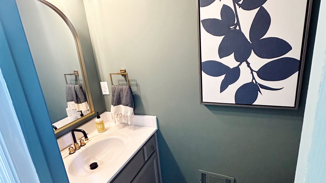 Photo of Bathroom in Martinez
