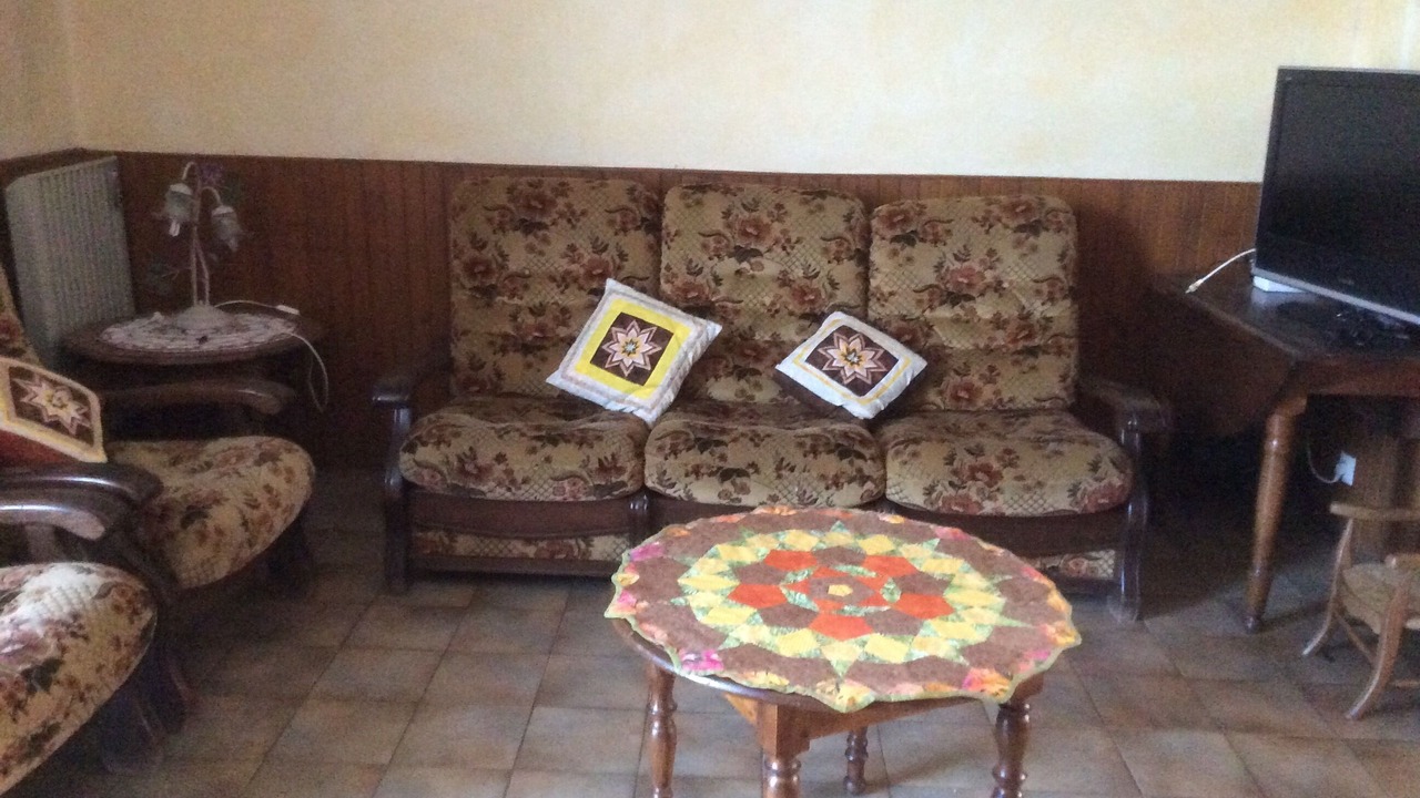 Photo of Livingroom in Bournazel