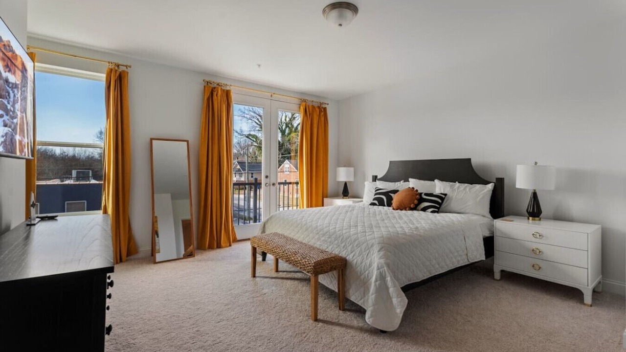 Photo of Bedroom in Downtown