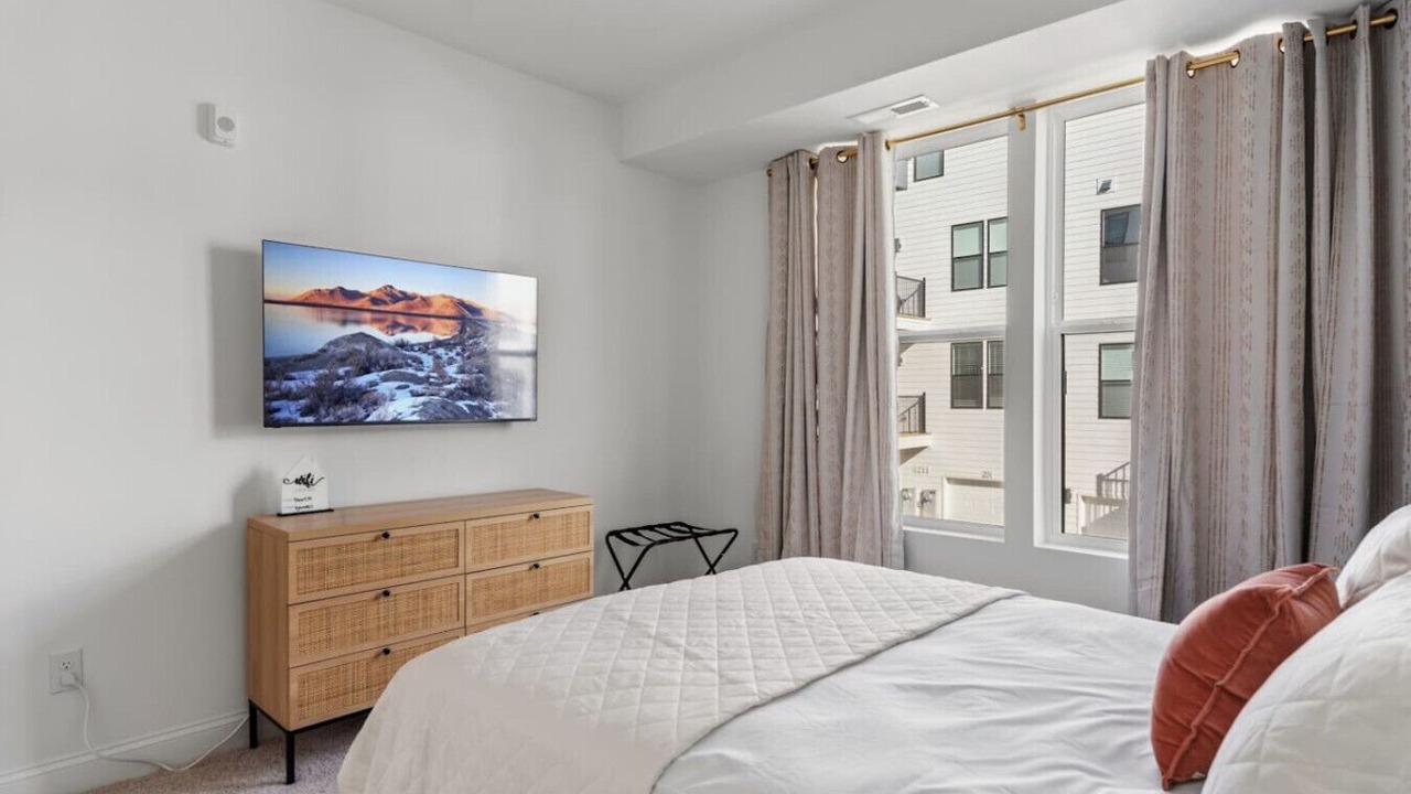 Photo of Bedroom in Downtown