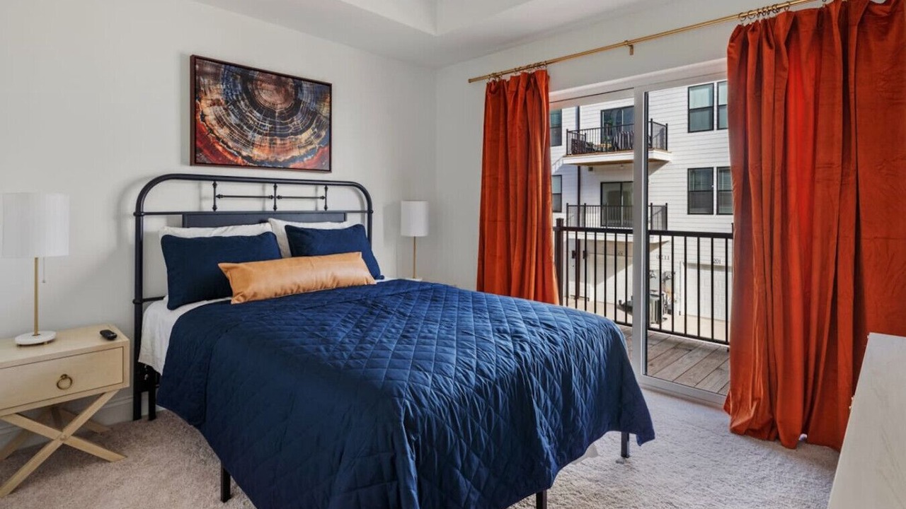 Photo of Bedroom in Downtown
