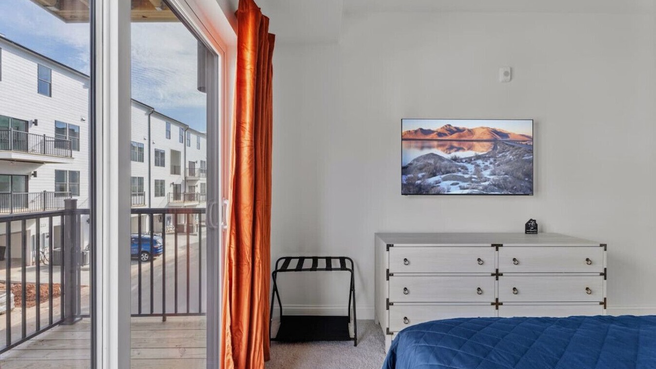 Photo of Bedroom in Downtown