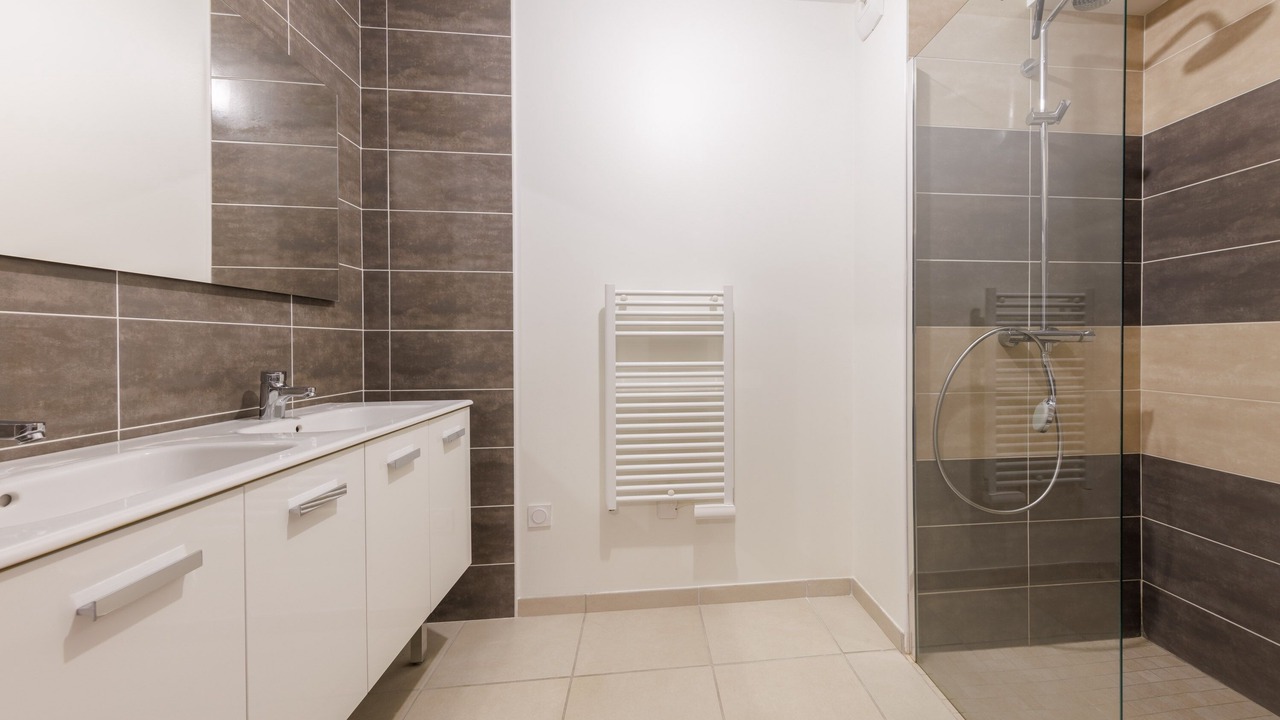 Photo of Bathroom in Brives-Charensac