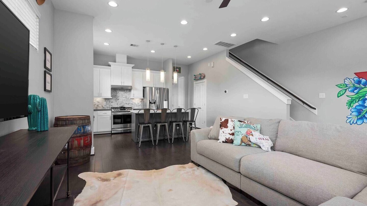 Photo of Livingroom in Greater East End