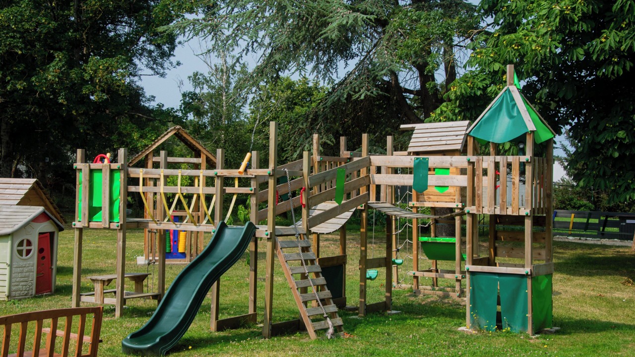 Photo of Others in Couffy